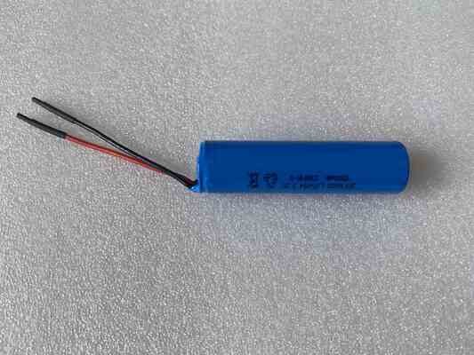 NCM Anode 3.6V 18650 2500mAh 2600mAh Solar Light Battery With PCB