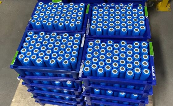 THLB Cylindrical Lithium Battery 3.2V 6000mAh Prismatic Lithium Ion Battery